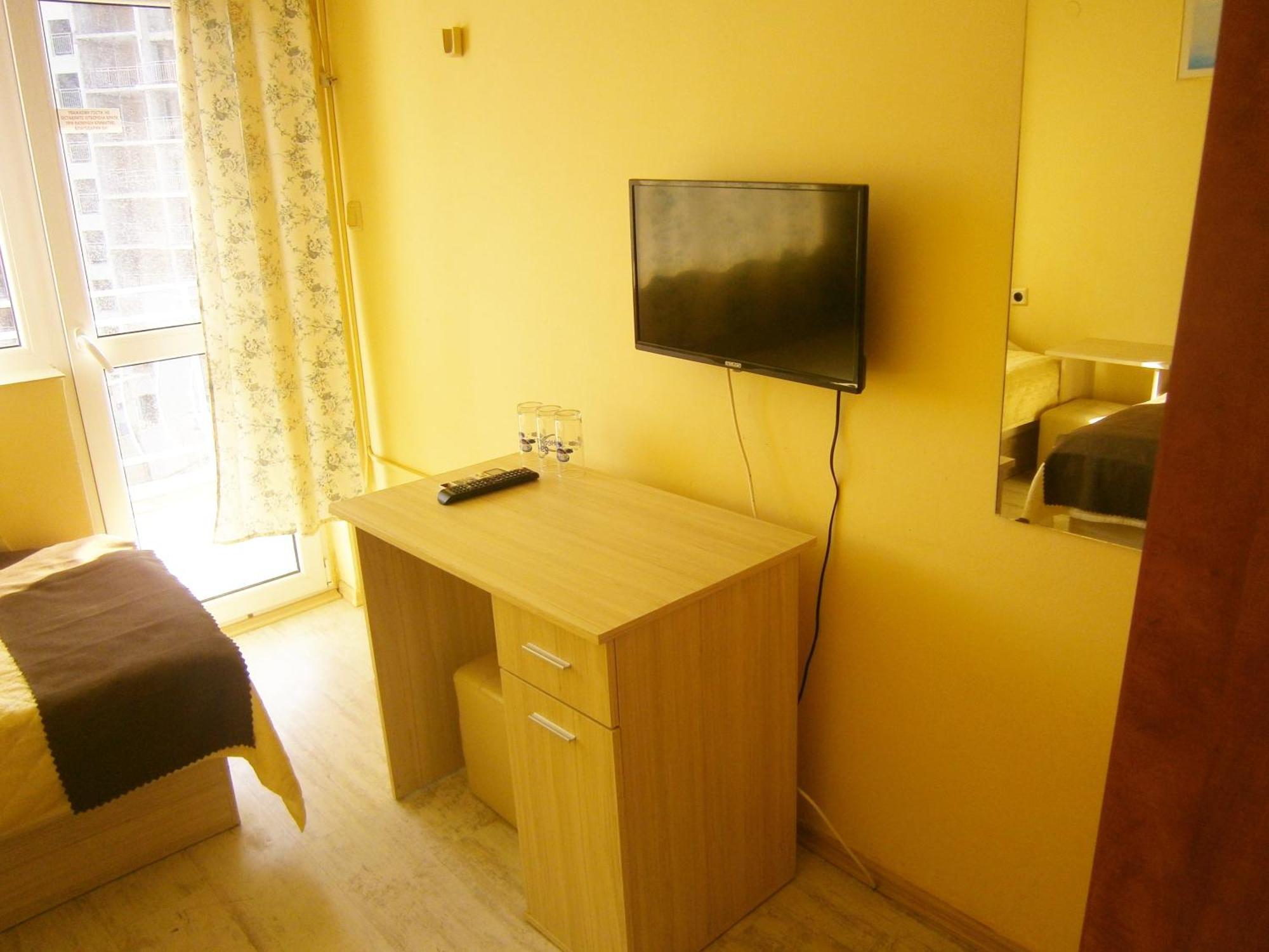 Family Hotel White House Pomorie Extérieur photo