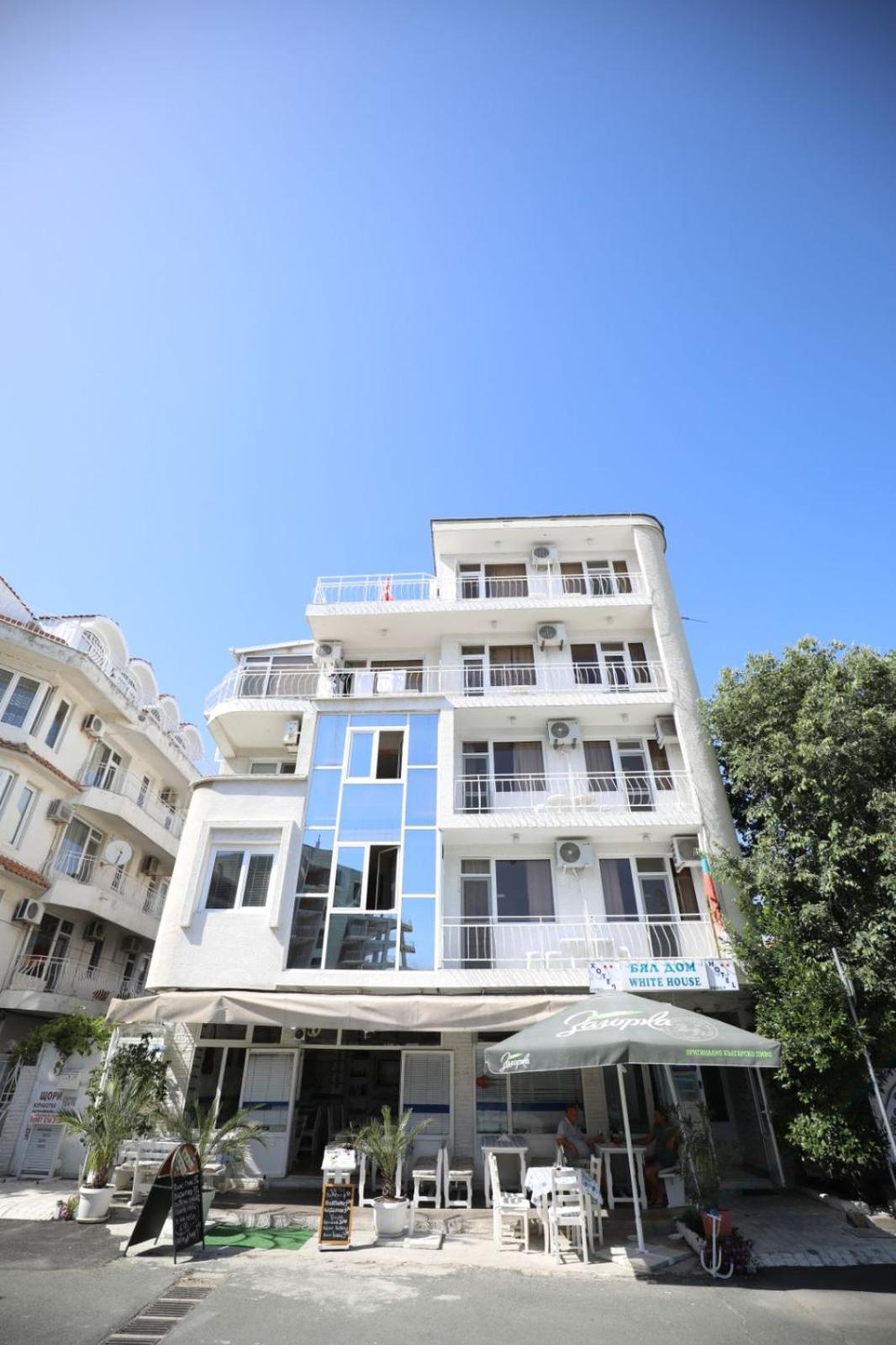 Family Hotel White House Pomorie Extérieur photo